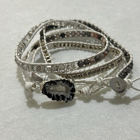 White sparkling stone wrap around leather bracelet - Picture 2 of 6